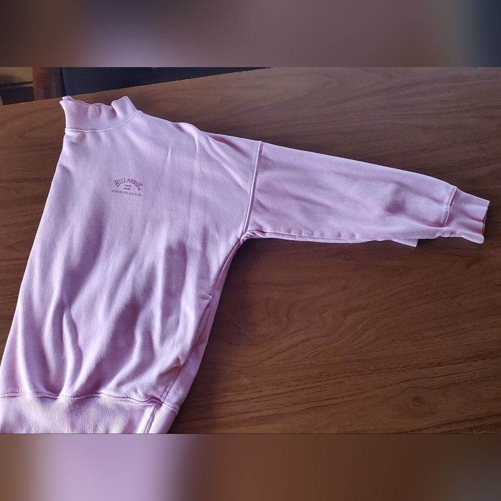 Surf Style Sweater - Picture 2 of 3